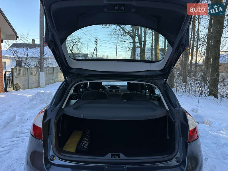 Хэтчбек Renault Megane 2009 в Луцке фото 48 Хэтчбек Renault Megane 2009 в Луцке