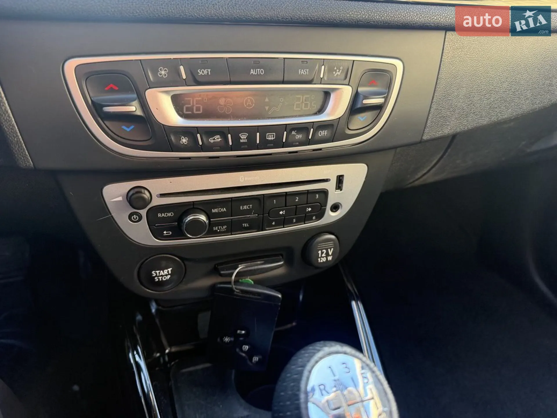 2013 Renault Megane - мініатюра 38