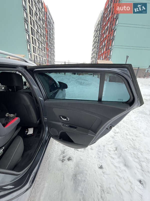 Универсал Renault Megane 2015 в Киеве