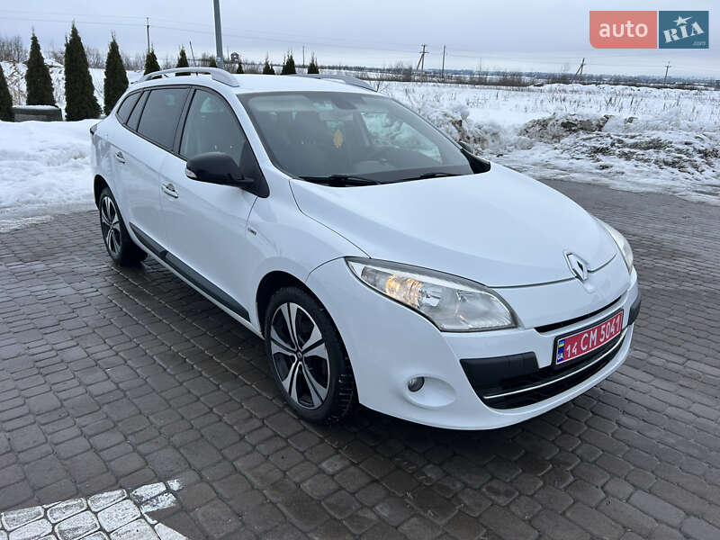 Универсал Renault Megane 2012 в Городке