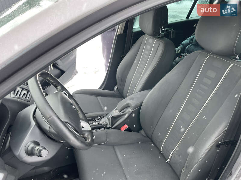 Универсал Renault Megane 2012 в Жовтанцах