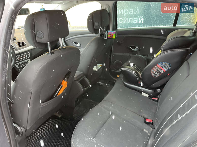 Универсал Renault Megane 2012 в Жовтанцах