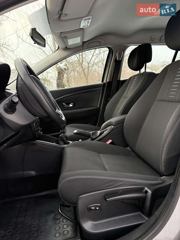 Универсал Renault Megane 2010 в Прилуках