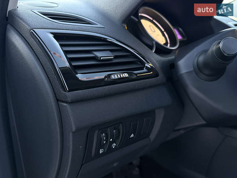 Универсал Renault Megane 2011 в Лубнах