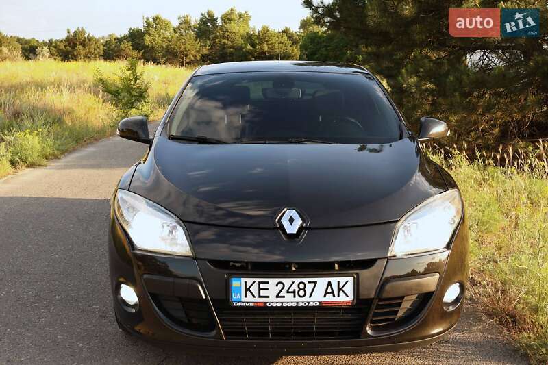 Купе Renault Megane 2009 в Днепре