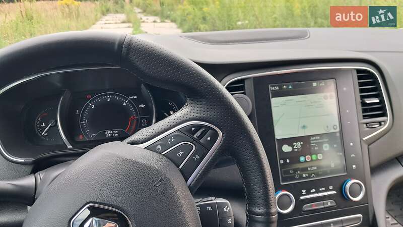 Универсал Renault Megane 2017 в Вишневом