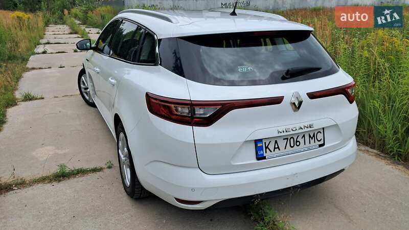 Универсал Renault Megane 2017 в Вишневом