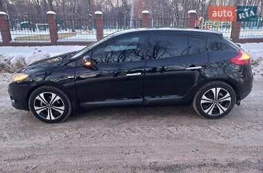 Хэтчбек Renault Megane 2011 в Ромнах