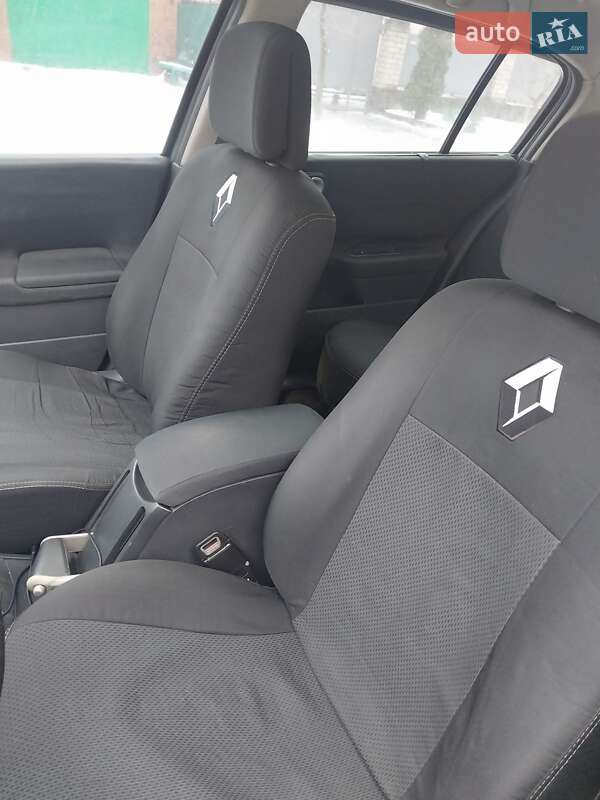 Седан Renault Megane 2005 в Первомайске