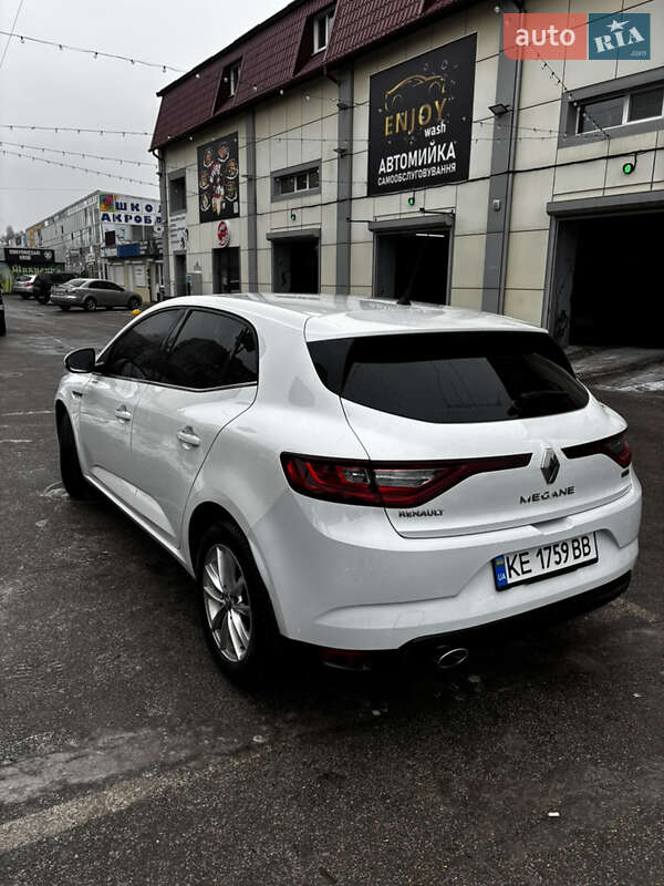 Хетчбек Renault Megane 2017 в Дніпрі фото 4 Хетчбек Renault Megane 2017 в Дніпрі