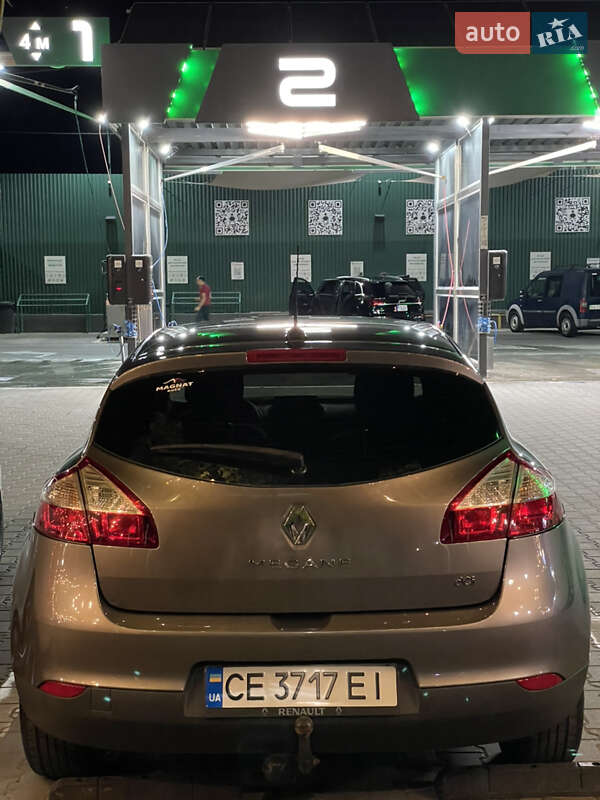Хетчбек Renault Megane 2011 в Чернівцях