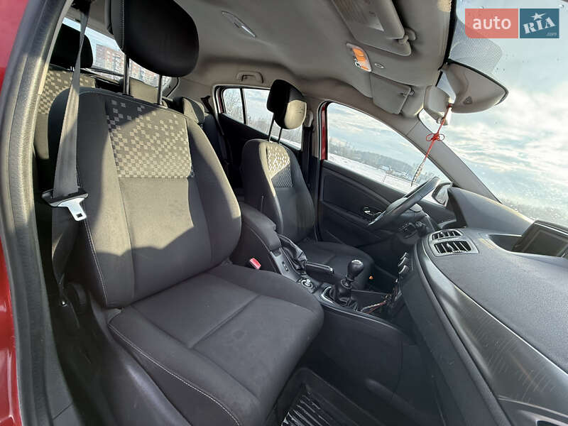 Хетчбек Renault Megane 2012 в Коломиї фото 16 Хетчбек Renault Megane 2012 в Коломиї