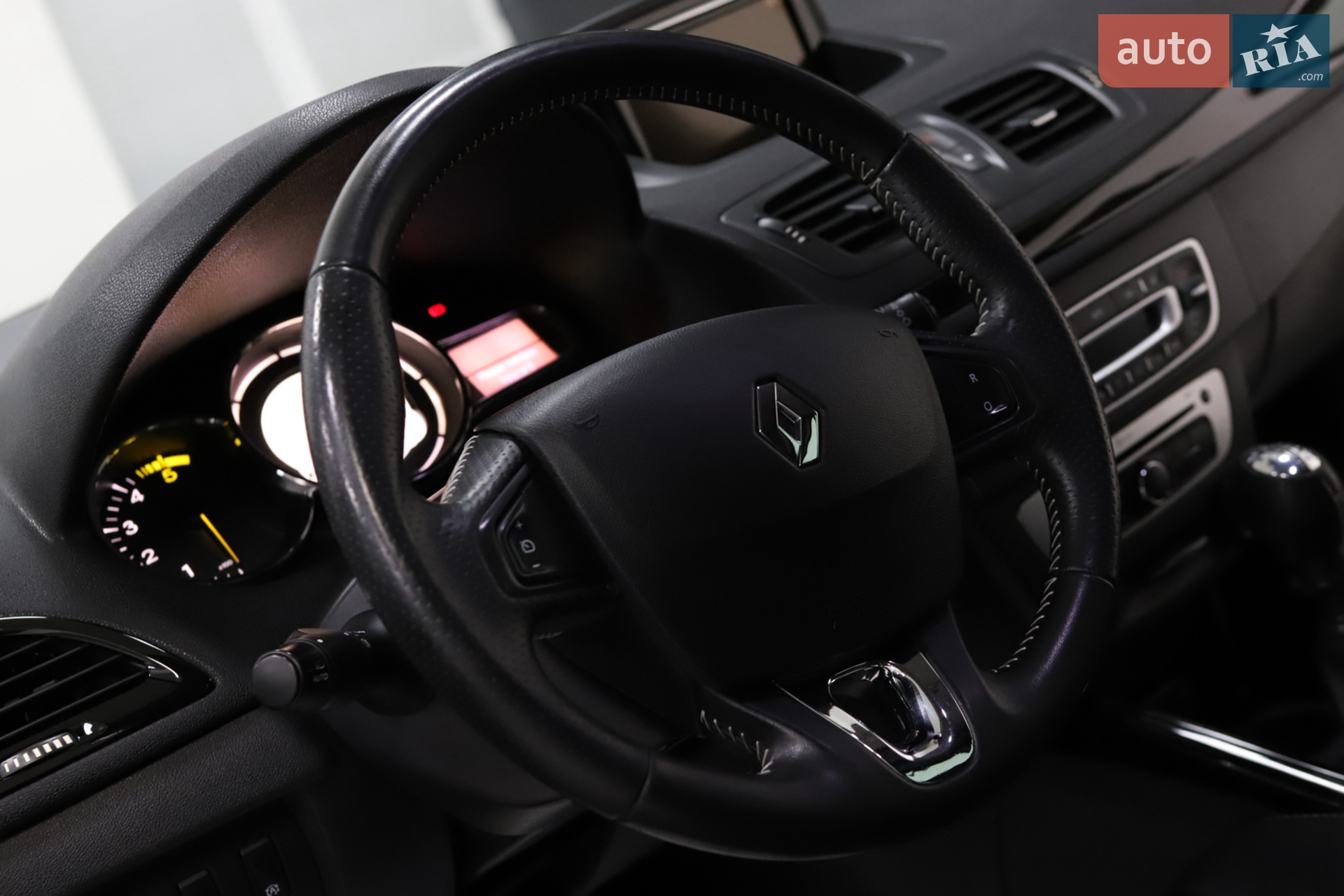 2015 Renault Megane - мініатюра 51