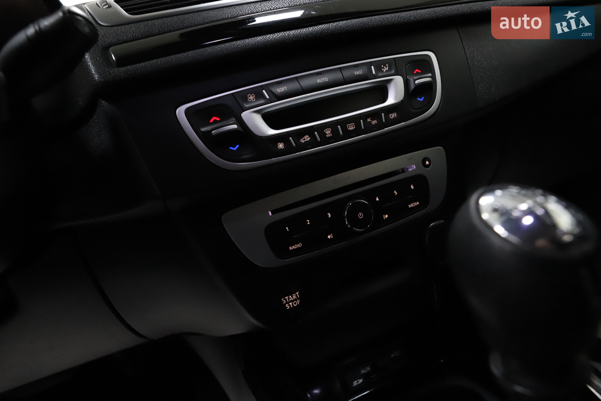2015 Renault Megane - мініатюра 90