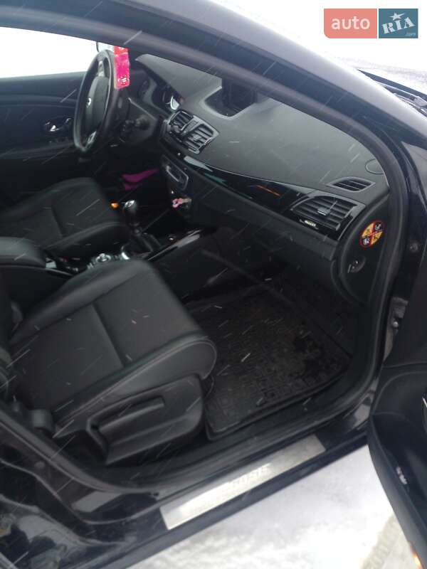 Универсал Renault Megane 2012 в Остроге