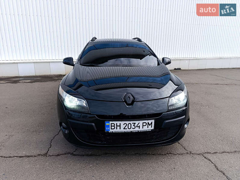 Универсал Renault Megane 2011 в Белгороде-Днестровском фото 19 Универсал Renault Megane 2011 в Белгороде-Днестровском