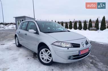 Хэтчбек Renault Megane 2008 в Городке