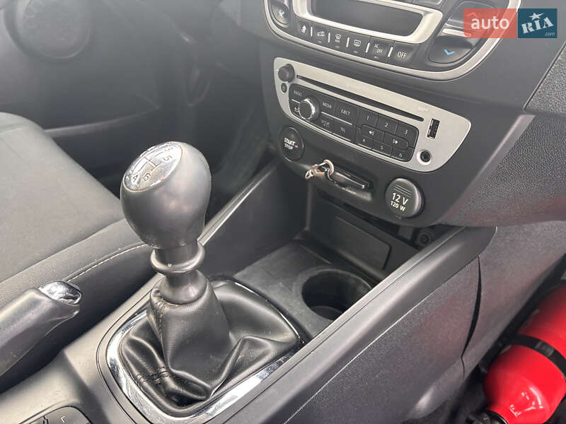 Универсал Renault Megane 2013 в Надворной фото 33 Универсал Renault Megane 2013 в Надворной