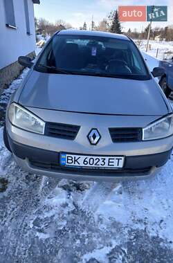 Седан Renault Megane 2005 в Дубні