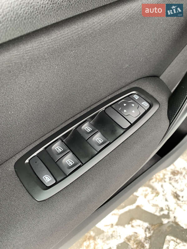 Универсал Renault Megane 2017 в Луцке