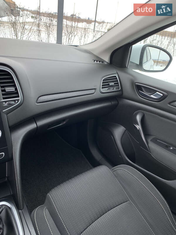 Универсал Renault Megane 2017 в Луцке