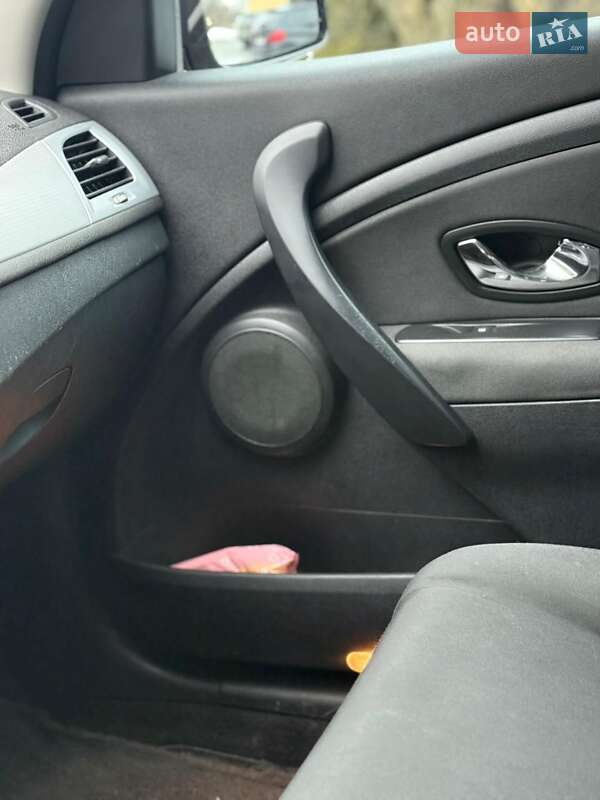 Хетчбек Renault Megane 2013 в Самборі