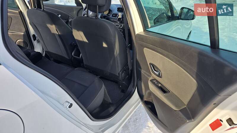 Универсал Renault Megane 2010 в Дунаевцах фото 14 Универсал Renault Megane 2010 в Дунаевцах