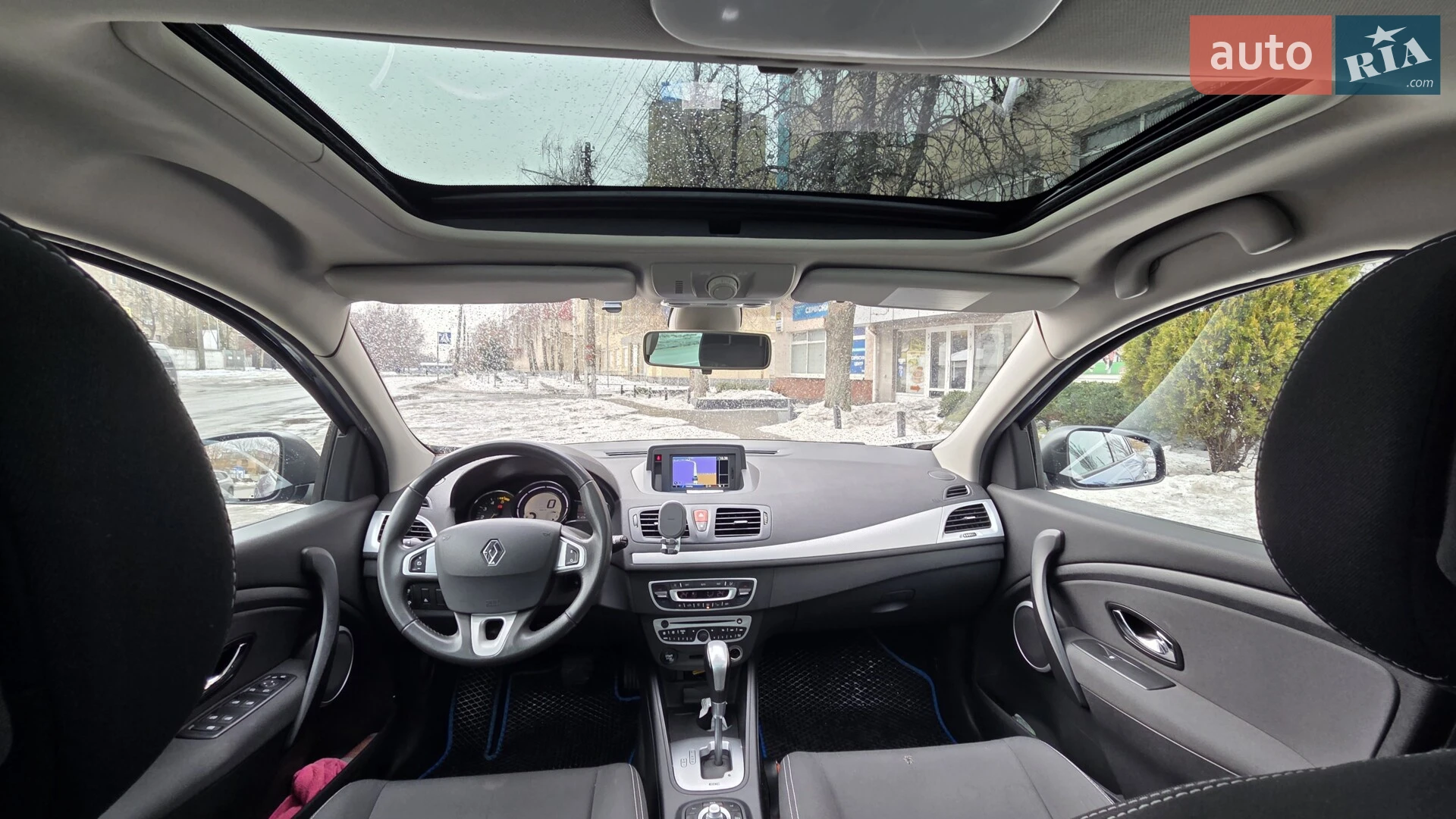 2012 Renault Megane - мініатюра 21