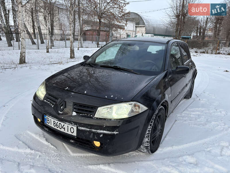 Хетчбек Renault Megane 2002 в Глобиному фото Хетчбек Renault Megane 2002 в Глобиному