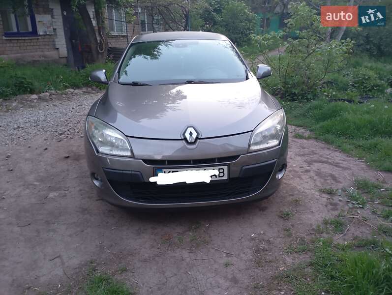Хэтчбек Renault Megane 2010 в Кривом Роге
