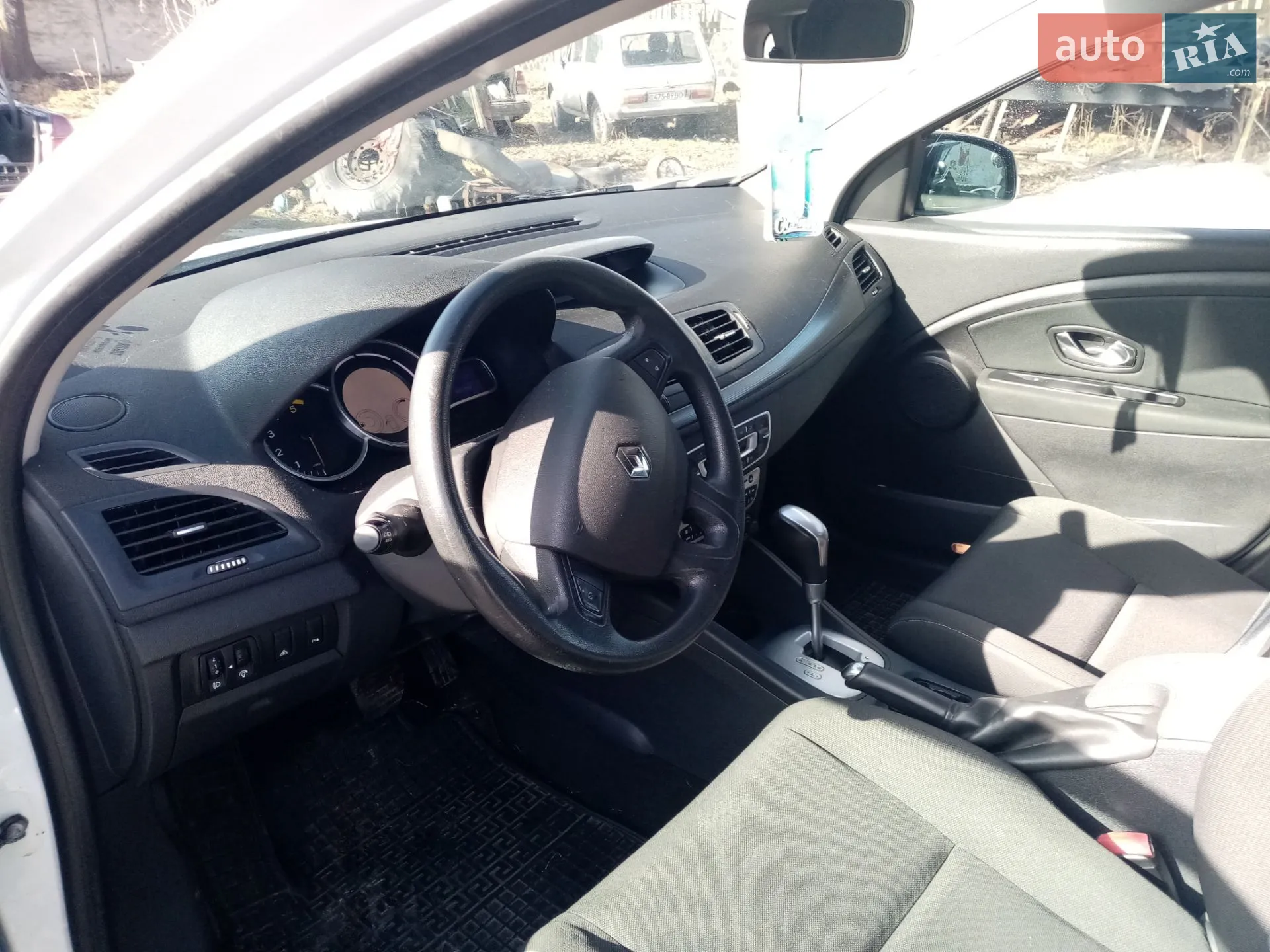 2010 Renault Megane - мініатюра 5