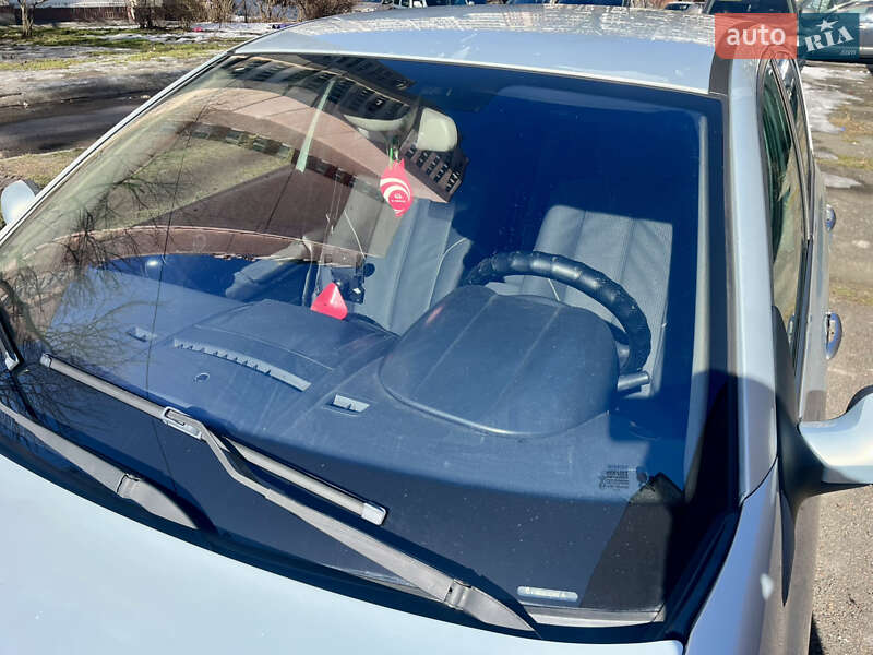 Хэтчбек Renault Megane 2005 в Киеве фото 16 Хэтчбек Renault Megane 2005 в Киеве