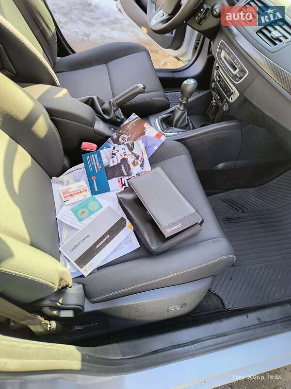 Универсал Renault Megane 2012 в Краснограде фото 9 Универсал Renault Megane 2012 в Краснограде