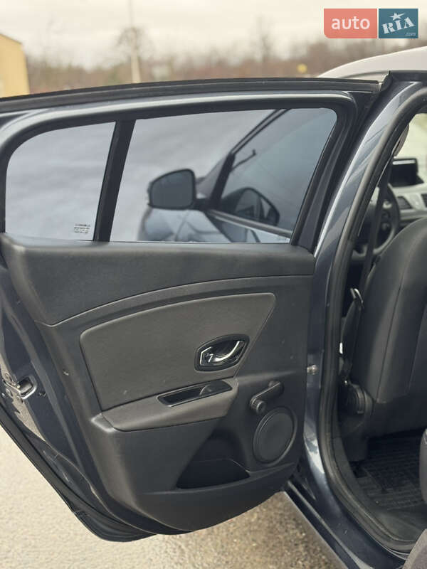 Хэтчбек Renault Megane 2015 в Николаеве