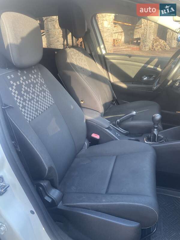 Універсал Renault Megane 2013 в Косові