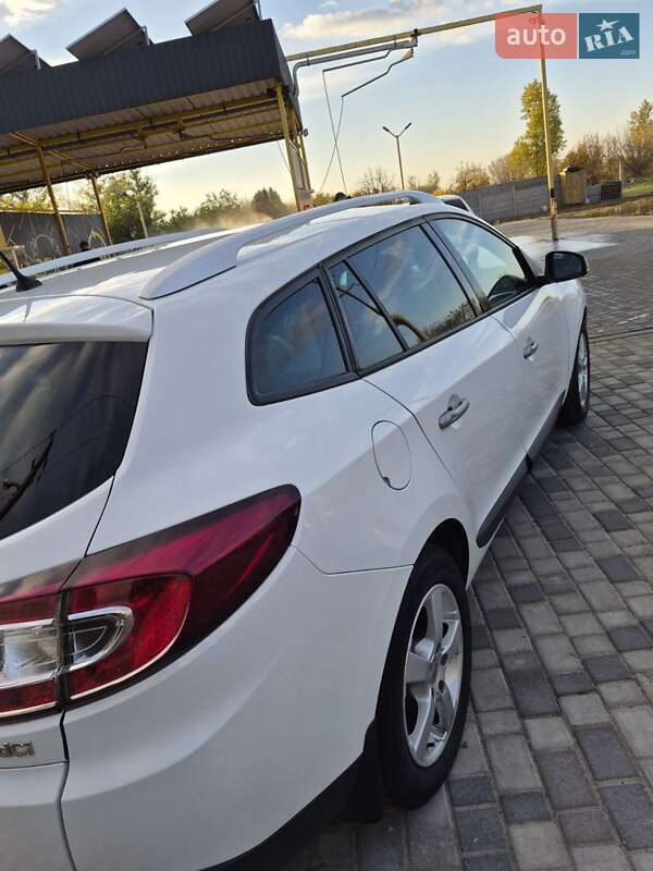 Универсал Renault Megane 2010 в Павлограде фото 10 Универсал Renault Megane 2010 в Павлограде