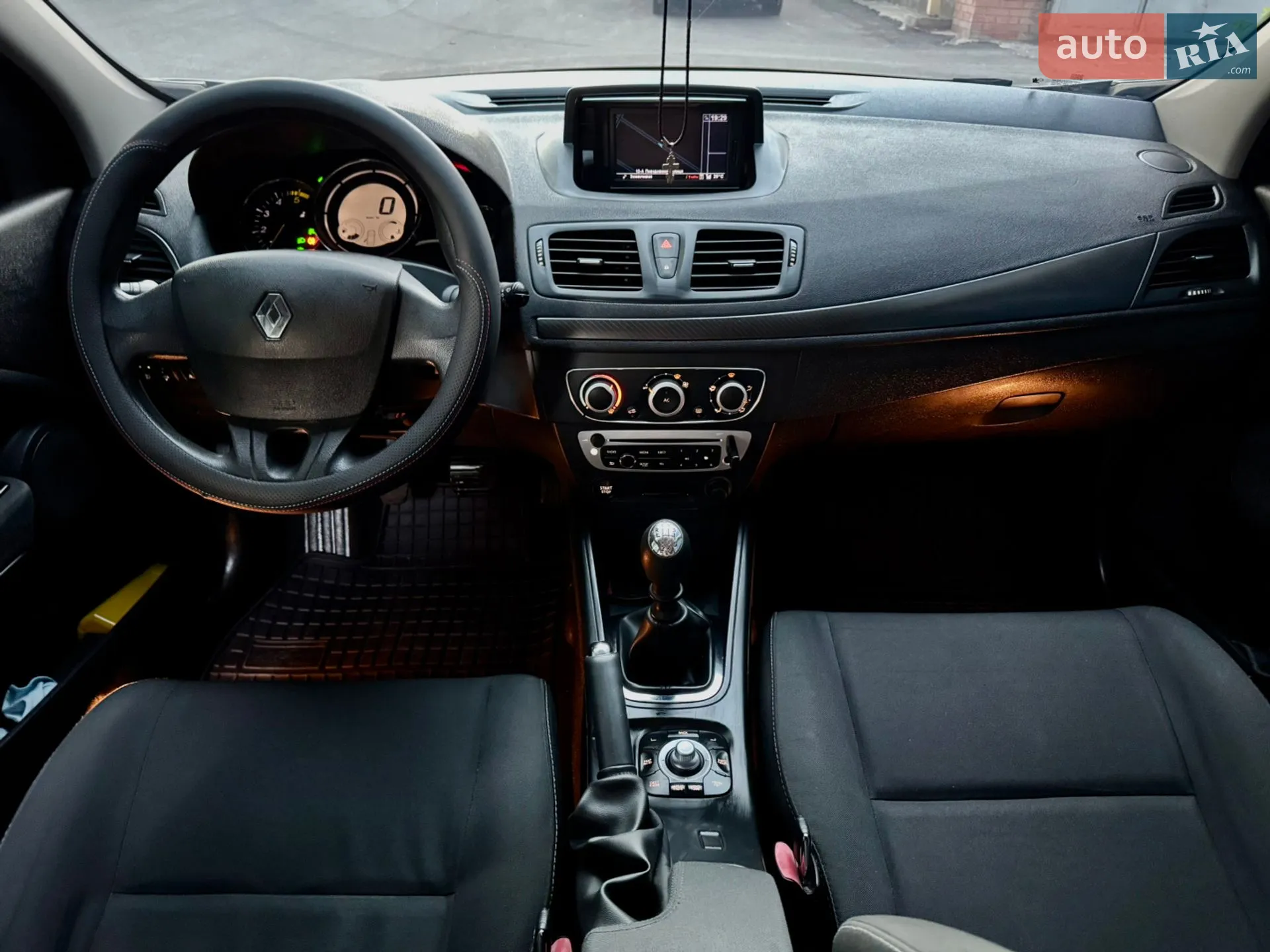 2012 Renault Megane - мініатюра 33