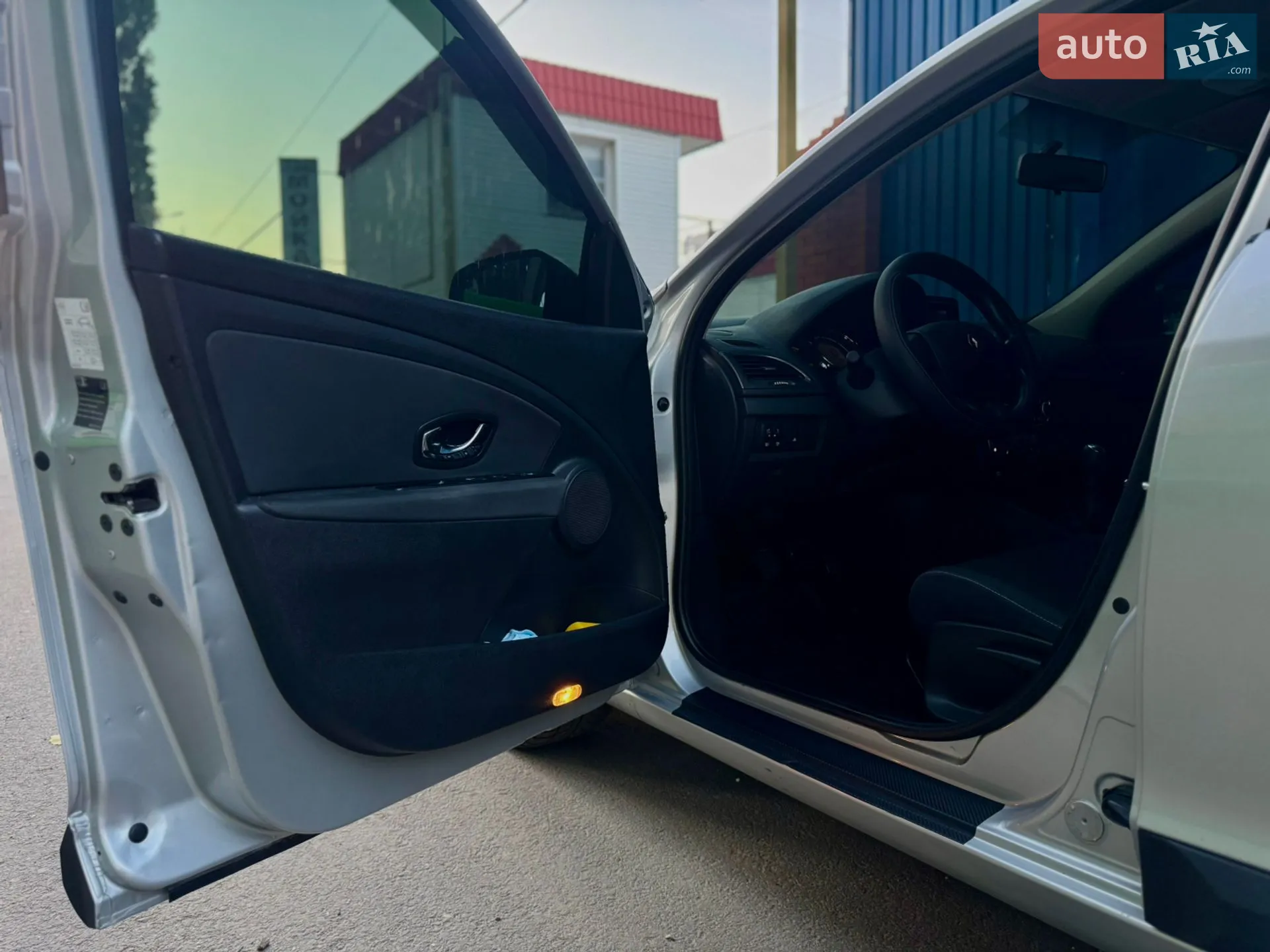2012 Renault Megane - мініатюра 17