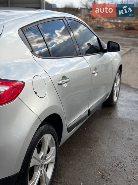 Хэтчбек Renault Megane 2009 в Турбовом