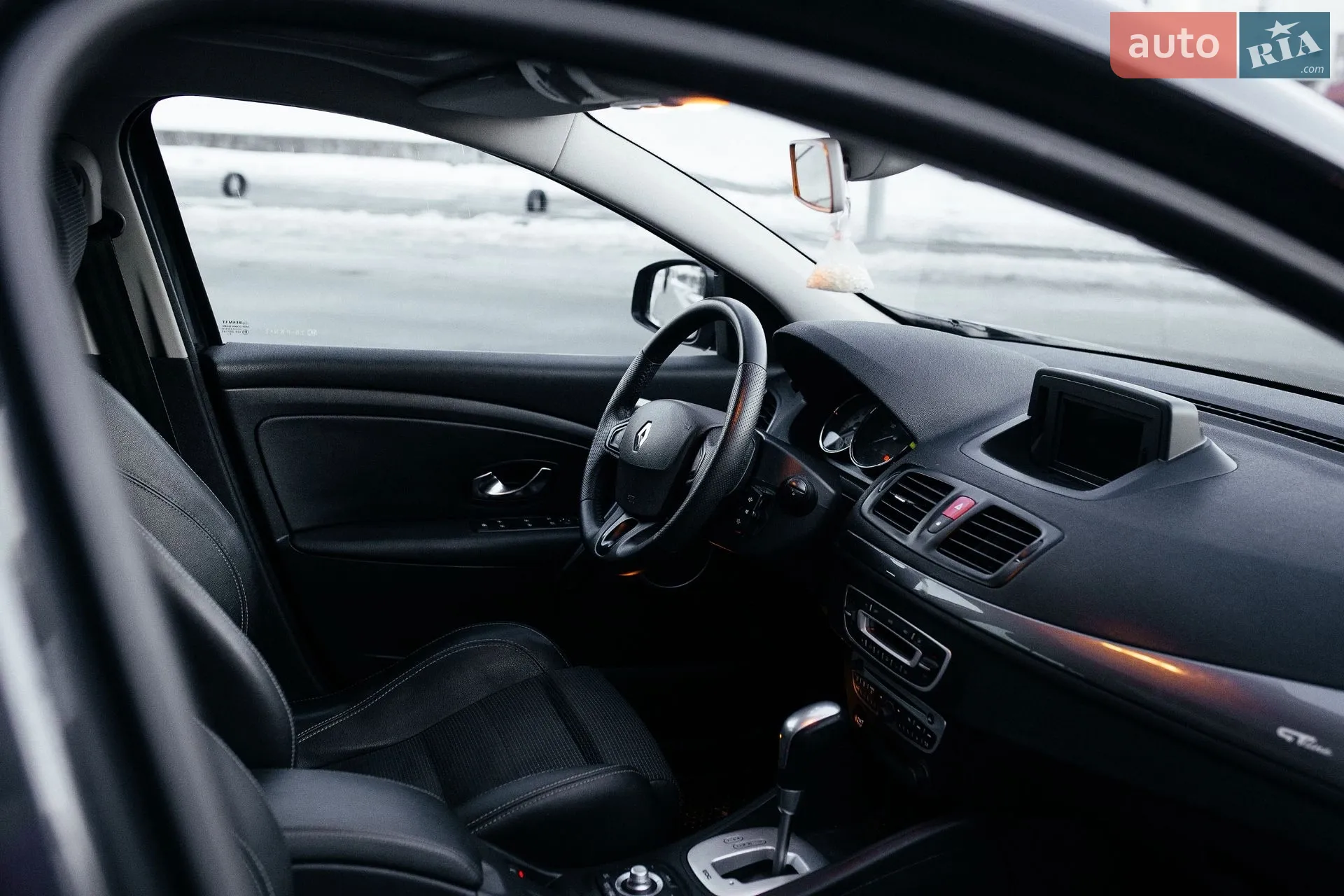 2010 Renault Megane - мініатюра 25