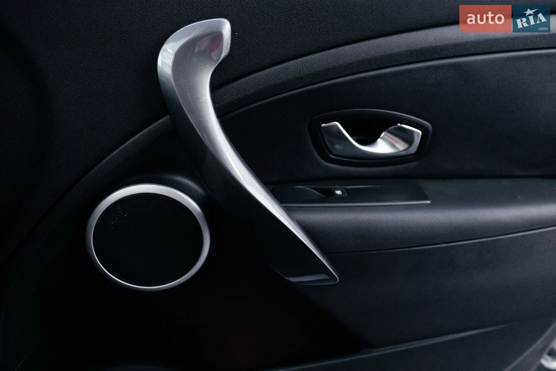 2010 Renault Megane - мініатюра 30