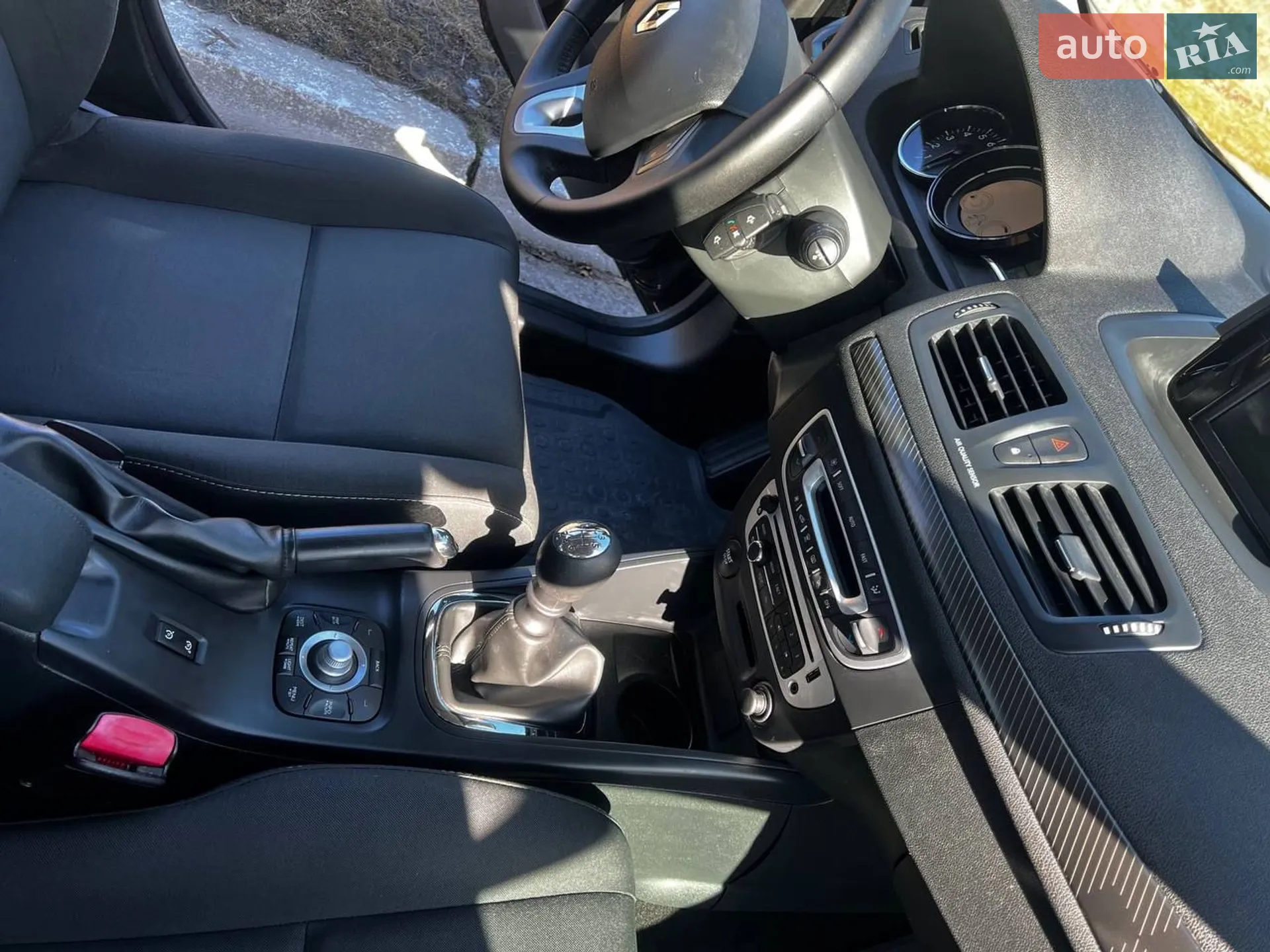 2012 Renault Megane - мініатюра 37