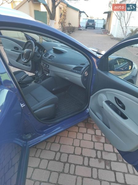 Универсал Renault Megane 2010 в Киеве