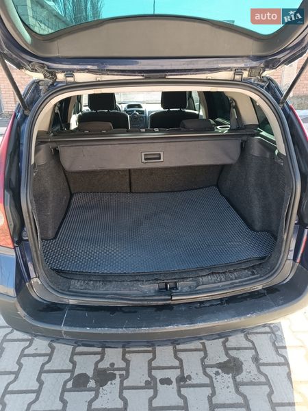 Универсал Renault Megane 2004 в Золочеве