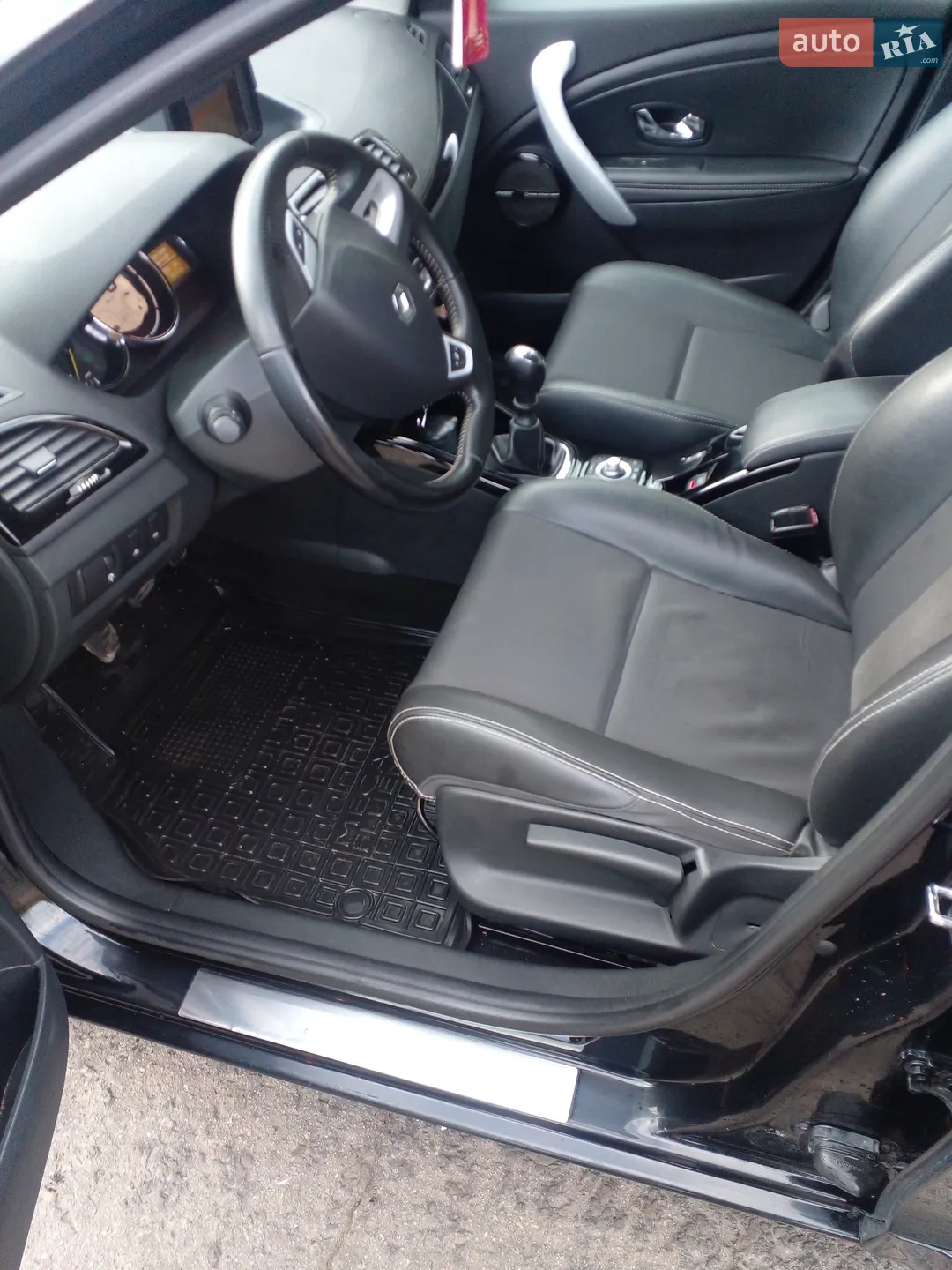 2012 Renault Megane - мініатюра 13
