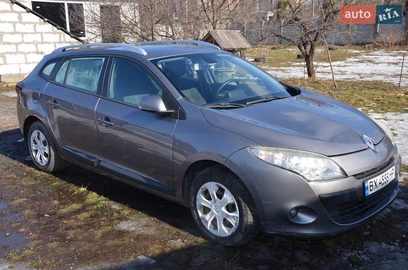 Универсал Renault Megane 2010 в Староконстантинове