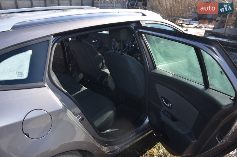 Универсал Renault Megane 2010 в Староконстантинове