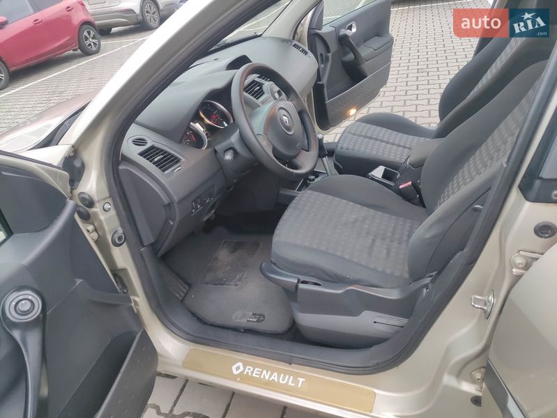 Хэтчбек Renault Megane 2006 в Луцке