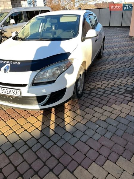 Хэтчбек Renault Megane 2012 в Гнивани