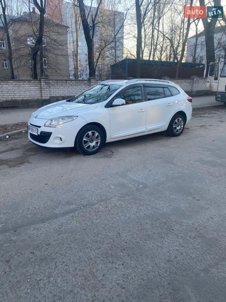 Универсал Renault Megane 2010 в Запорожье фото 2 Универсал Renault Megane 2010 в Запорожье
